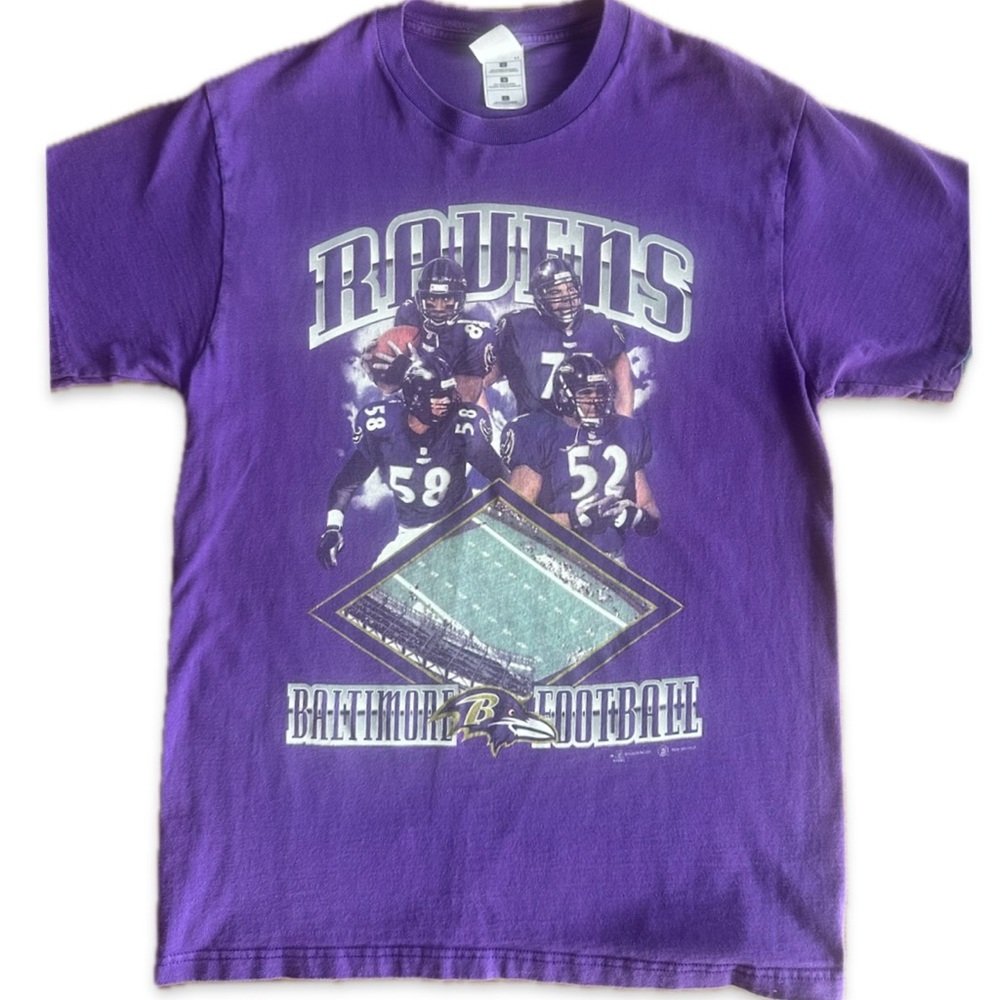 Vintage 2001 Baltimore Ravens Purple Graphic Tee